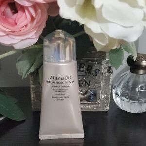 Shiseido Future Solution LX SPF 50 Cream